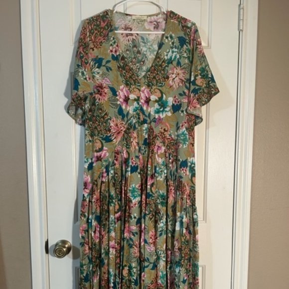Loralette Sage Floral Maxi Dress - 14/16 with POCKETS - Picture 5 of 7
